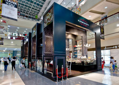 Beas-of-Bloomsbury-cupcake-kiosk-by-carbon-Abu-Dhabi